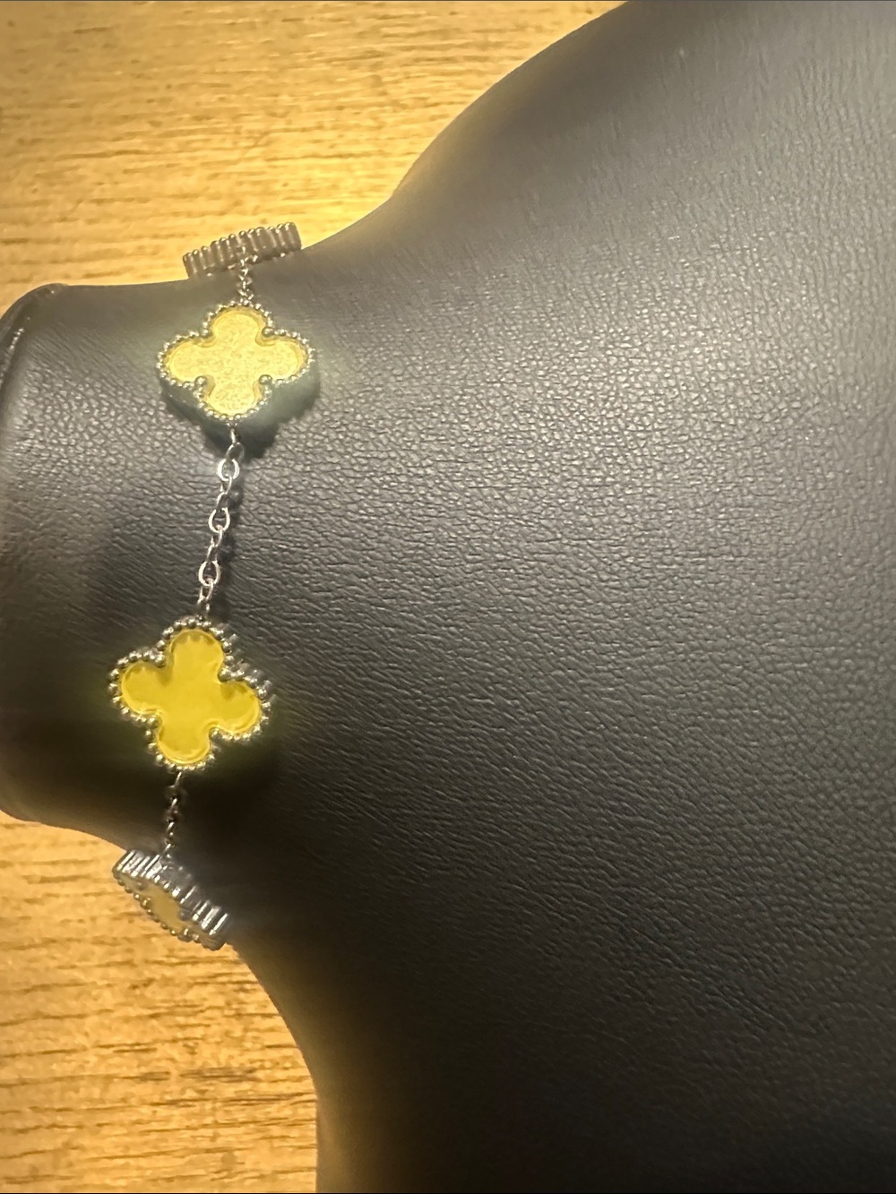 LSJ Gold filled Stainless Steel Bracelet with Yellow Clover Motifs